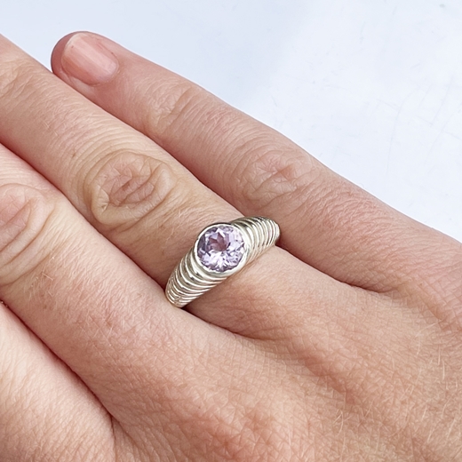 Petal Round Amethyst Gemstone Ring - on hand