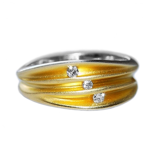 Trio diamond silver shell ring