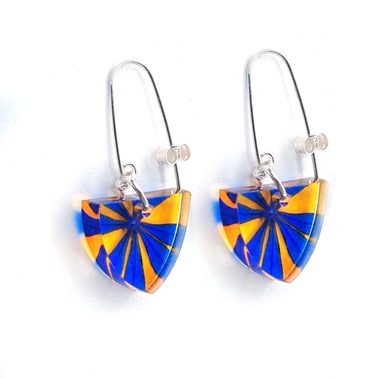 Tuemeric and yellow star leaf smalll tri earring recycled plastic Sue Gregor