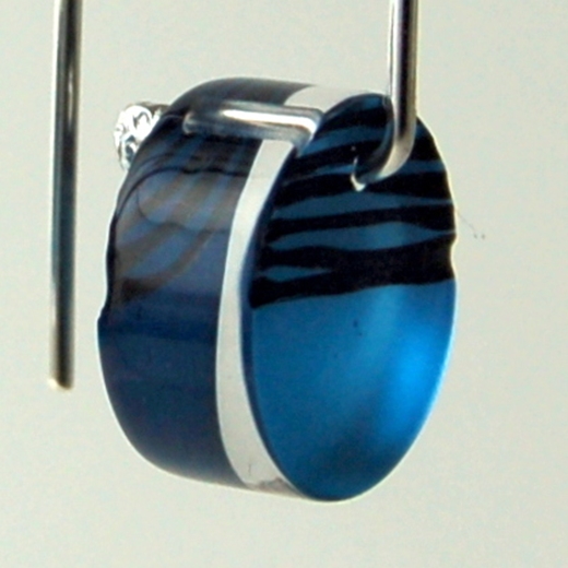 turquoise horizon earrings detail