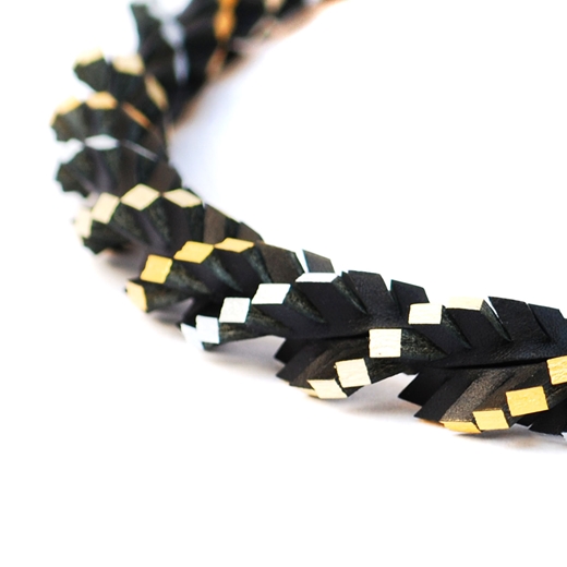 Twisted Up Necklace - Black & Gold-Silver - detail
