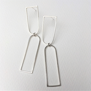 Two wire arch earrings