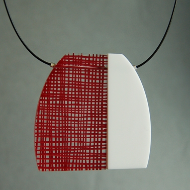 red weave necklace 01
