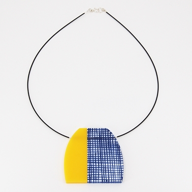 weave necklace blue with yellow 01
