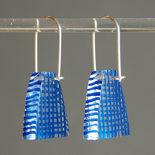 weave blue short drop earrings 02